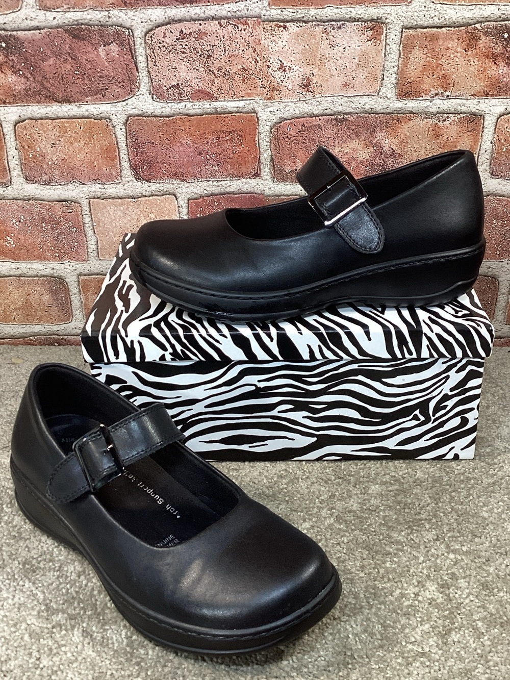 Spring Step Arvada womens black Mary Jane Flats size 7